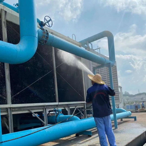 让空调冷却水塔清爽如初-东莞空调水处理

