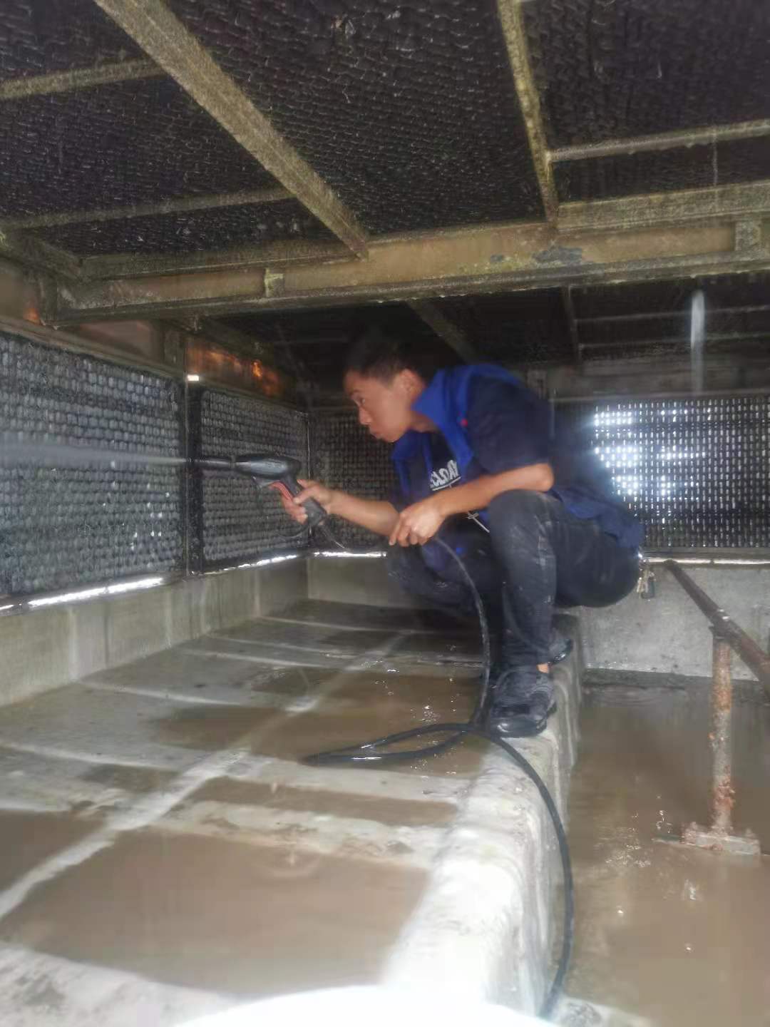  循环水系统冷却塔定期维护的作用-循环水系统-冷却塔维护保养